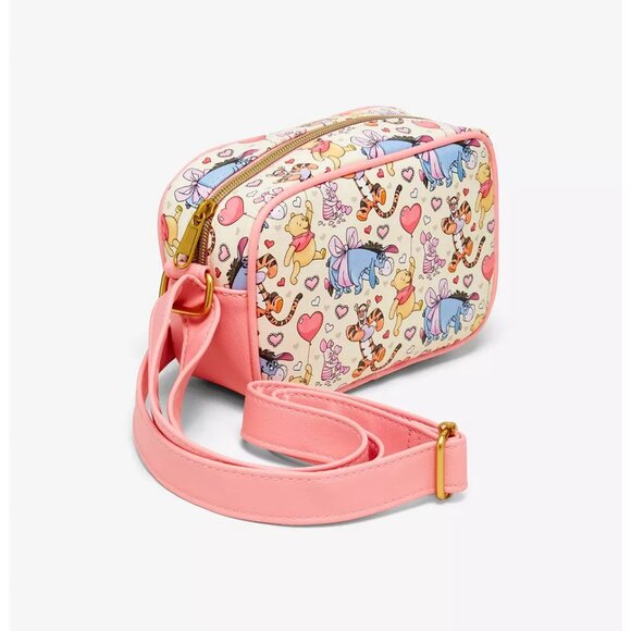 Loungefly Disney Winnie The Pooh Hearts Camera Crossbody Bag - NWT - Picture 2 of 4